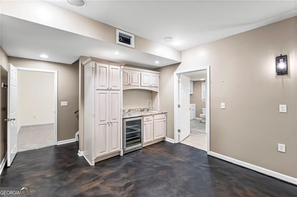 Marietta, Georgia 30062, United States, 5 Bedrooms Bedrooms, ,4 BathroomsBathrooms,Residential,Active,240457