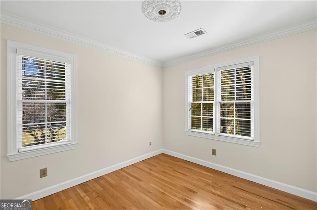 Marietta, Georgia 30062, United States, 5 Bedrooms Bedrooms, ,4 BathroomsBathrooms,Residential,Active,240457