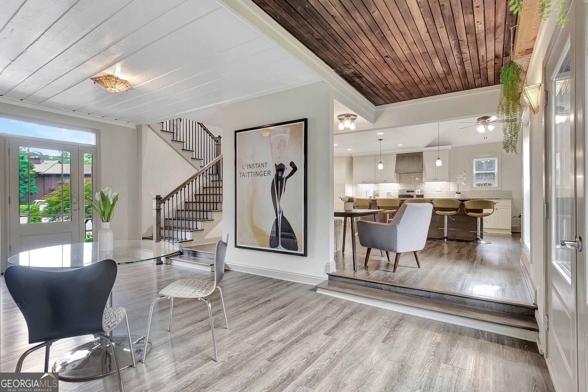 4 & 5 Northlake CIR