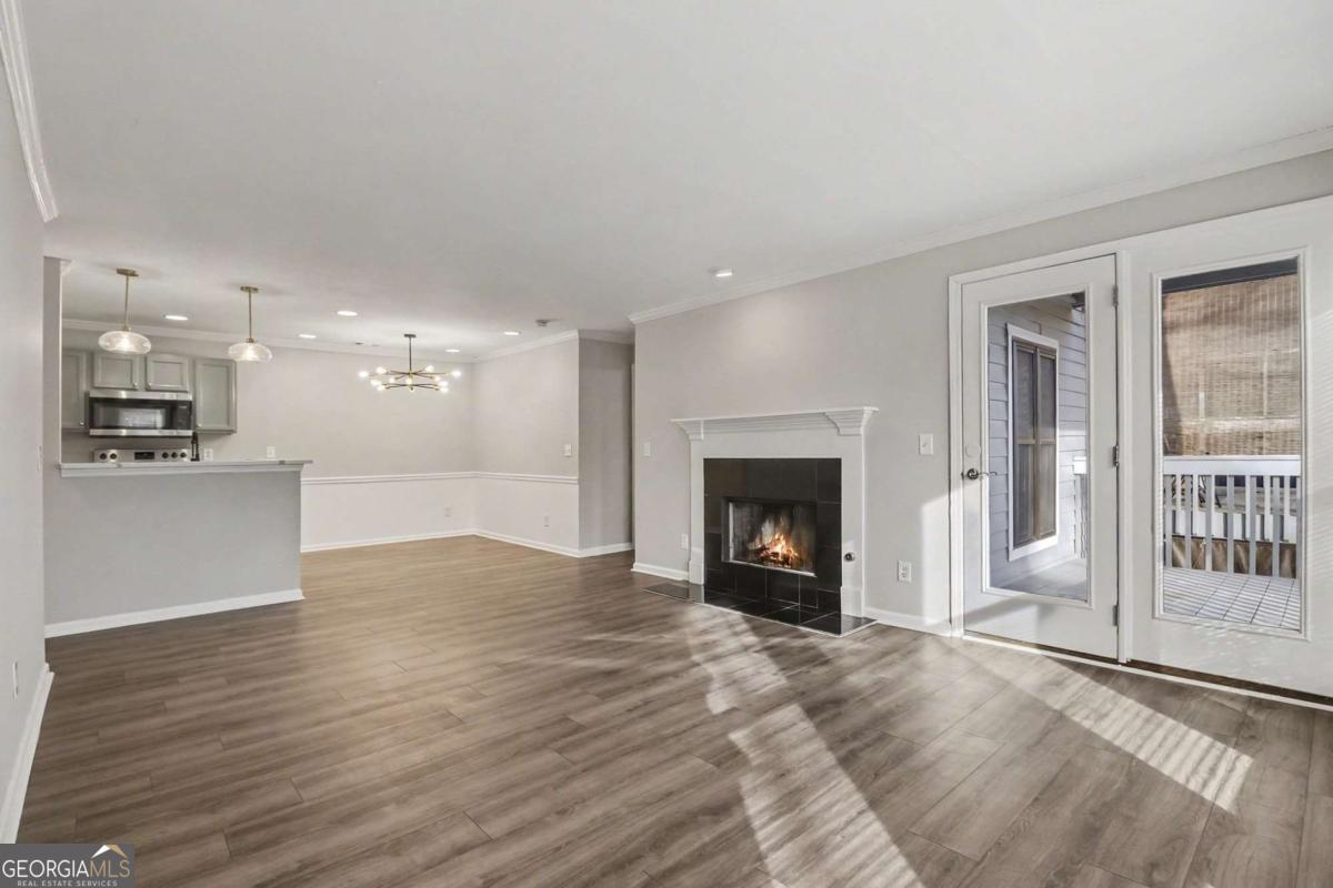 225 Warm Springs CIR