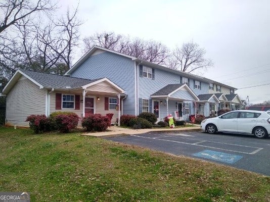 50 WHITE ST APT 13, CLEVELAND, GA 30528 - Image fc90d5330fa1b1b7b09c46775d14ea77/1450257111