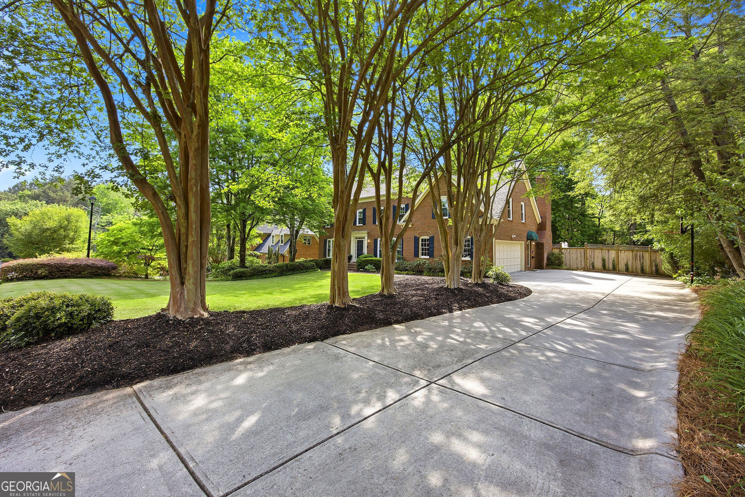 7525 S Spalding Lake DR