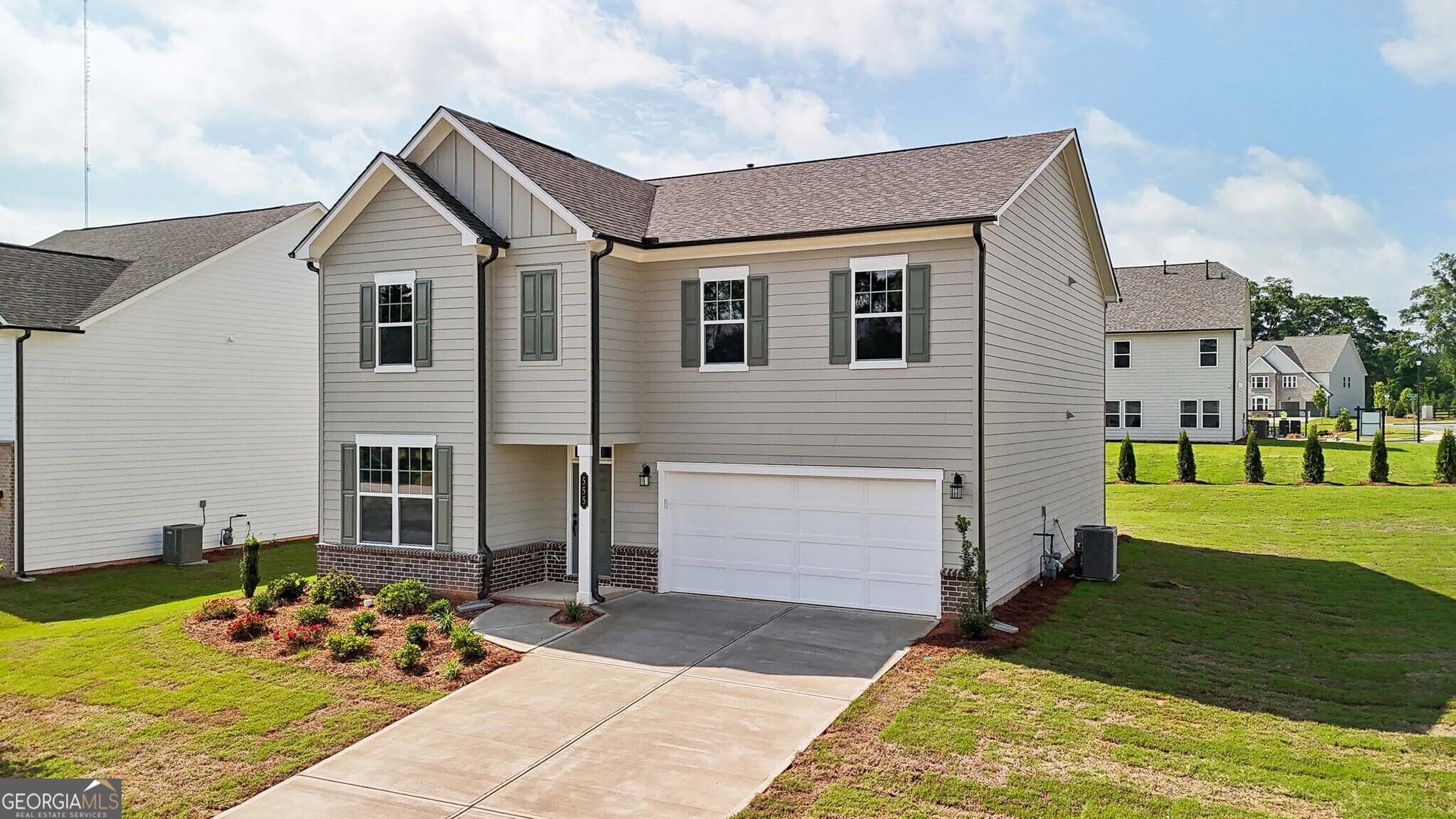 555 Silverleaf TRL