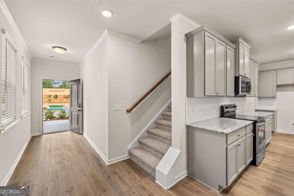 1243 Riverstone RD