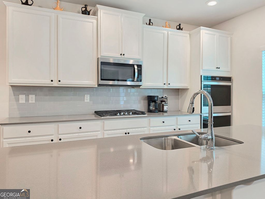 Photo of 4806 Sultanta Way Way SW, Atlanta, GA 30331 (MLS # 10799433)