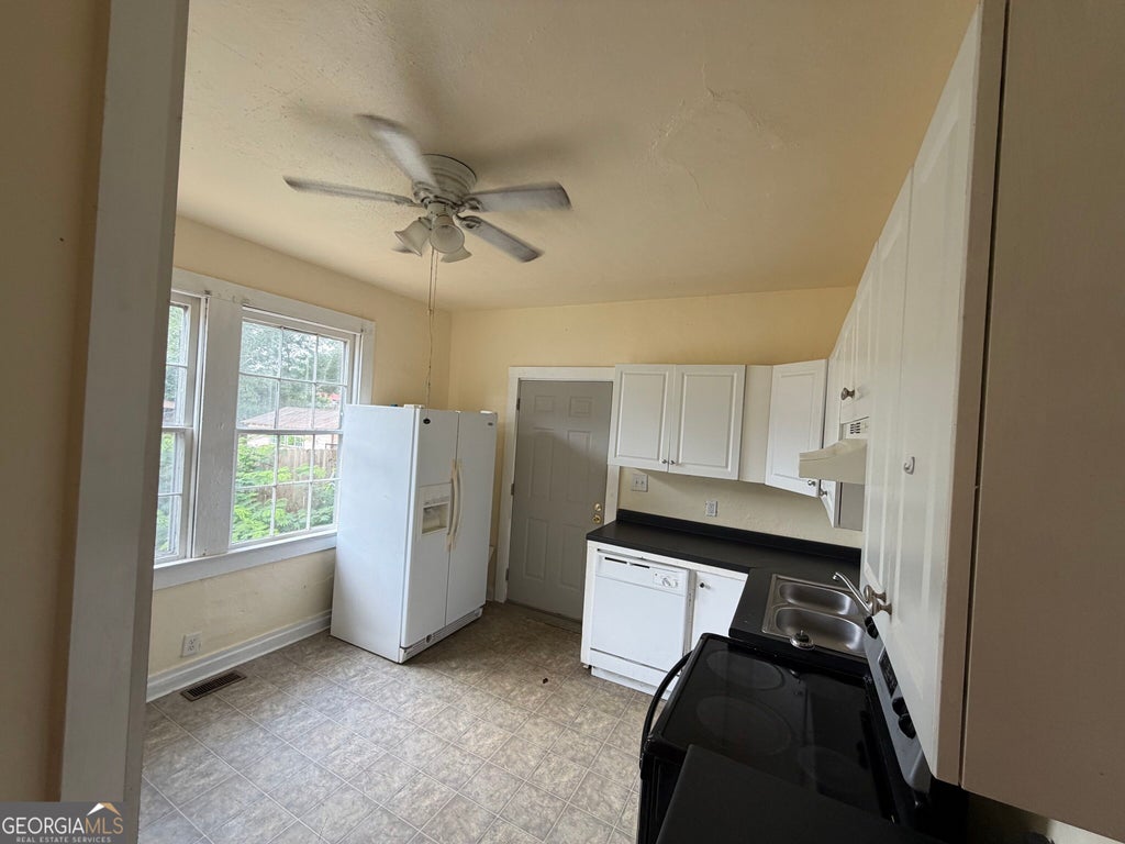 Photo of 204 Royal Avenue, Hogansville, GA 30230 (MLS # 10835784)