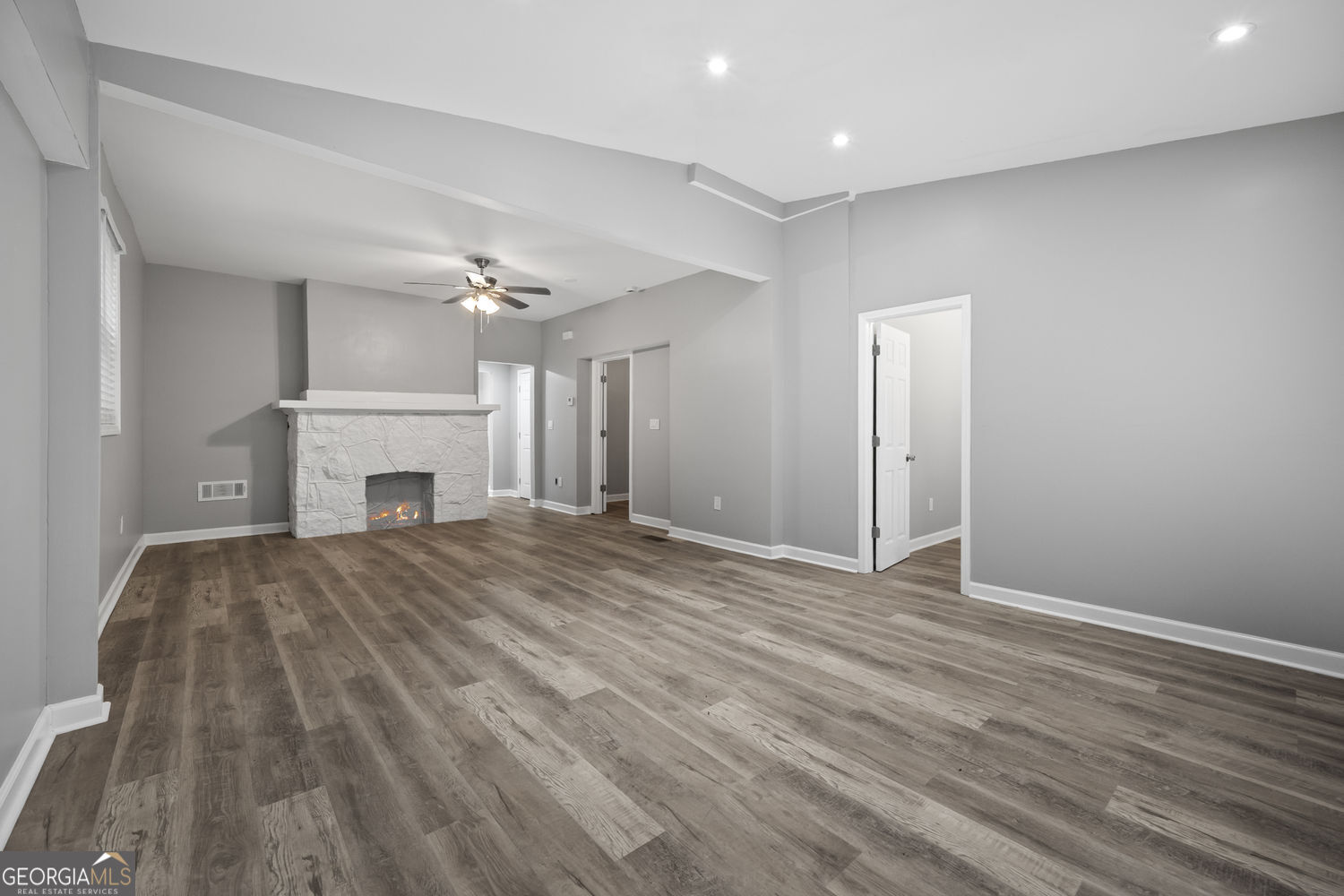 1126 Briarcliff PL NE 2
