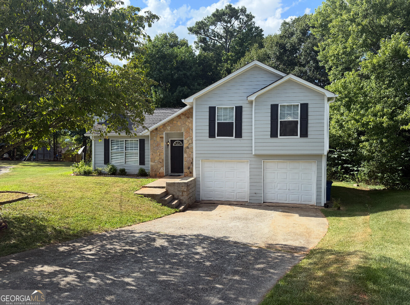 Conveniently located near the McDonough Square, shopping, dining, and with quick access to I-75, this 3-bedroom, 2-bathroom home offers both comfort and convenience. Situated in a desirable neighborhood on a quiet cul-de-sac, the property features a functional floor plan, updated kitchen, and modern flooring throughout. A large yard provides plenty of outdoor space to enjoy. This home is move-in ready and waiting for a new family. A 12-month lease agreement is required, with a $50 application fee per adult. No pets and no smoking are permitted.
