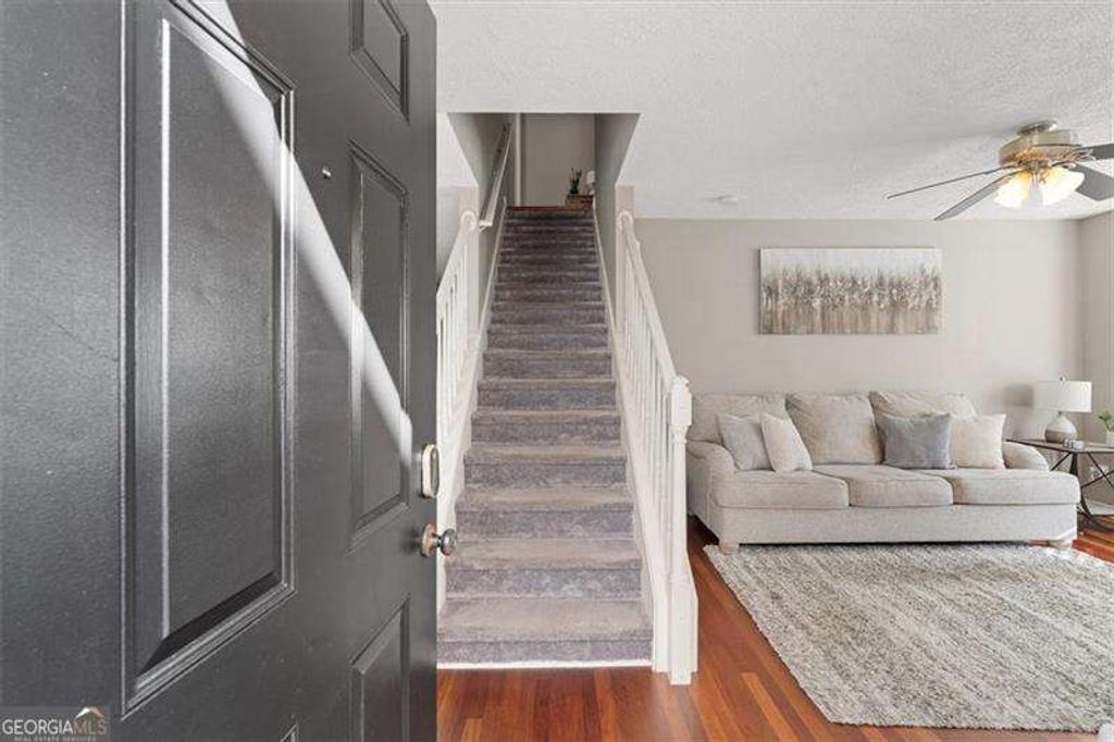 Photo of 1061 Daventry Crossing, Woodstock, GA 30188 (MLS # 10706235)