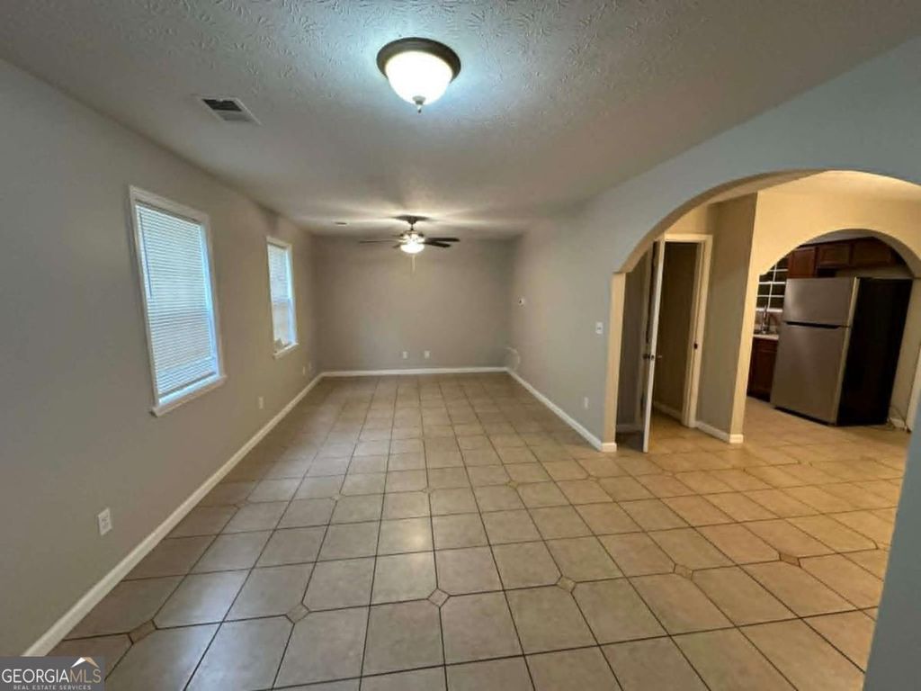 Photo of 6717 Lakewood Drive, Douglasville, GA 30135 (MLS # 10757025)
