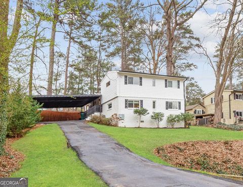 2002 Kenwood PL SE Smyrna GA 30082