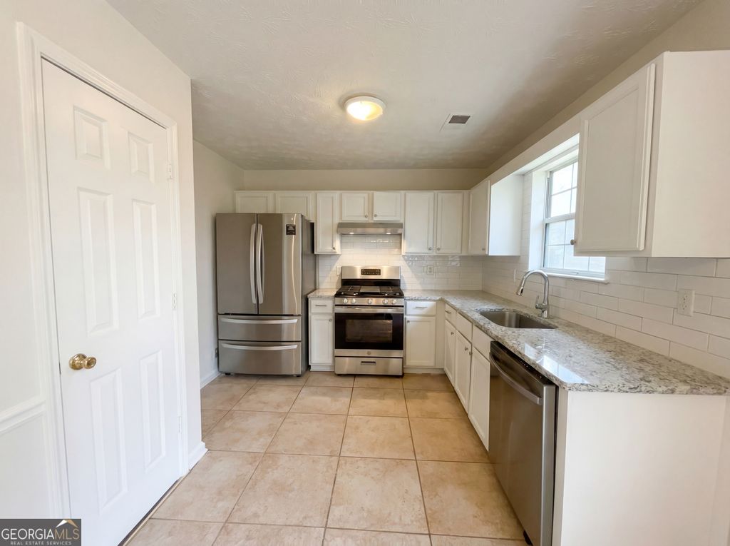 Photo of 3028 N Oak Court, Decatur, GA 30034 (MLS # 10683712)