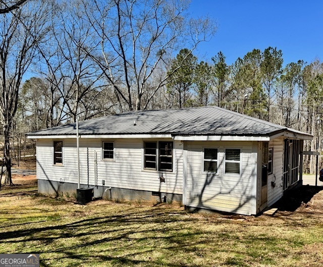 121 Flat Rock RD