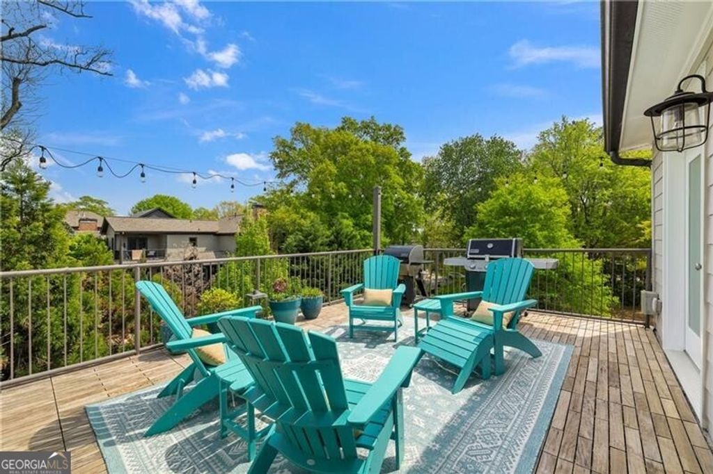 Photo of 108 Canton Way, Roswell, GA 30075 (MLS # 10737310)