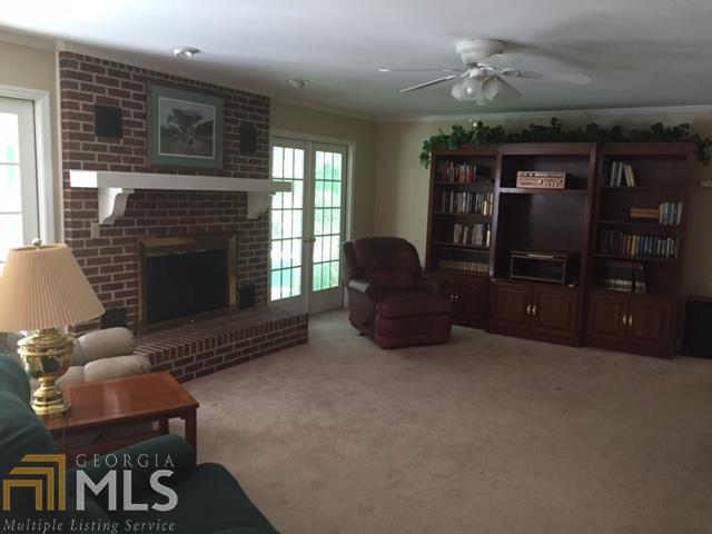 Quail Hollow - Residential