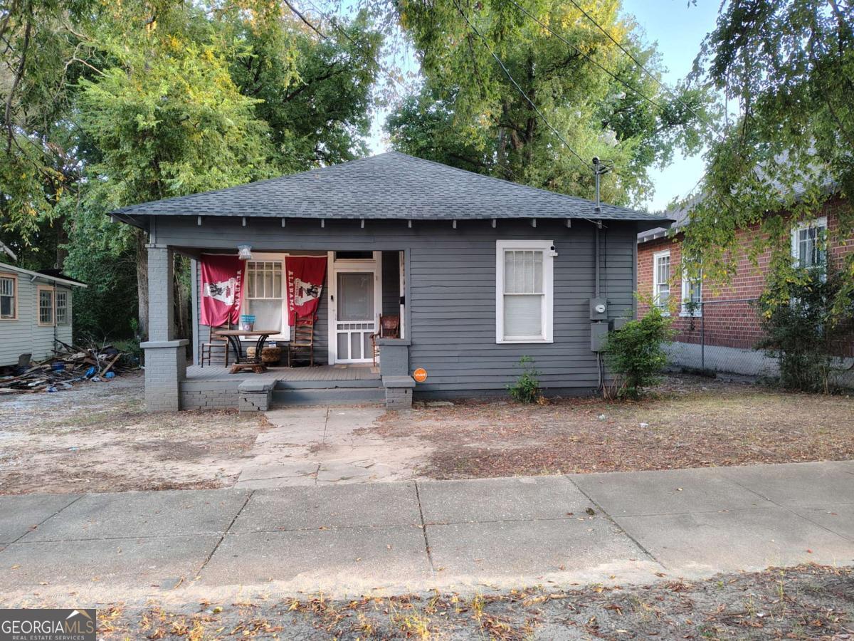 Discover an excellent investment opportunity at 1112 32nd St - a versatile 2-unit property in the heart of Columbus. The first unit offers three bedrooms and one full bath, while the second unit features two bedrooms and one full bath. Both residences provide functional layouts with plenty of potential for rental income or multi-generational living. Conveniently located near schools, shopping, dining, and major roadways, this property is ideal for investors or buyers seeking flexibility and long-term value.