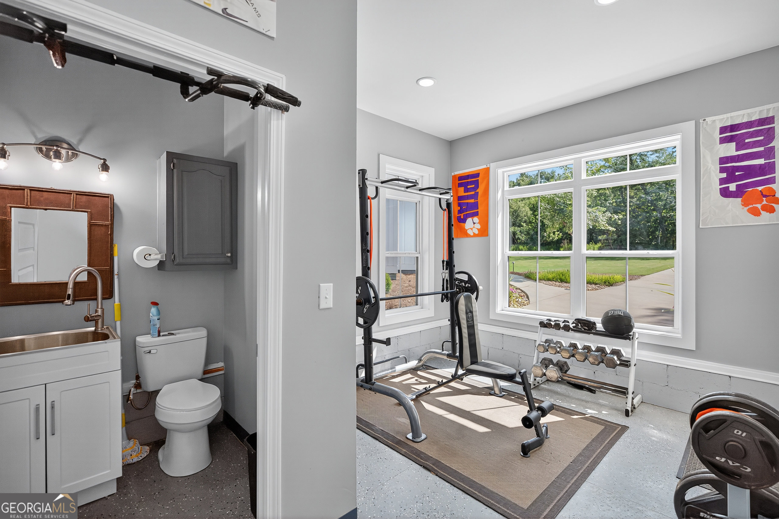 Pelzer, South Carolina 29669, United States, 4 Bedrooms Bedrooms, ,3 BathroomsBathrooms,Residential,Active,254069