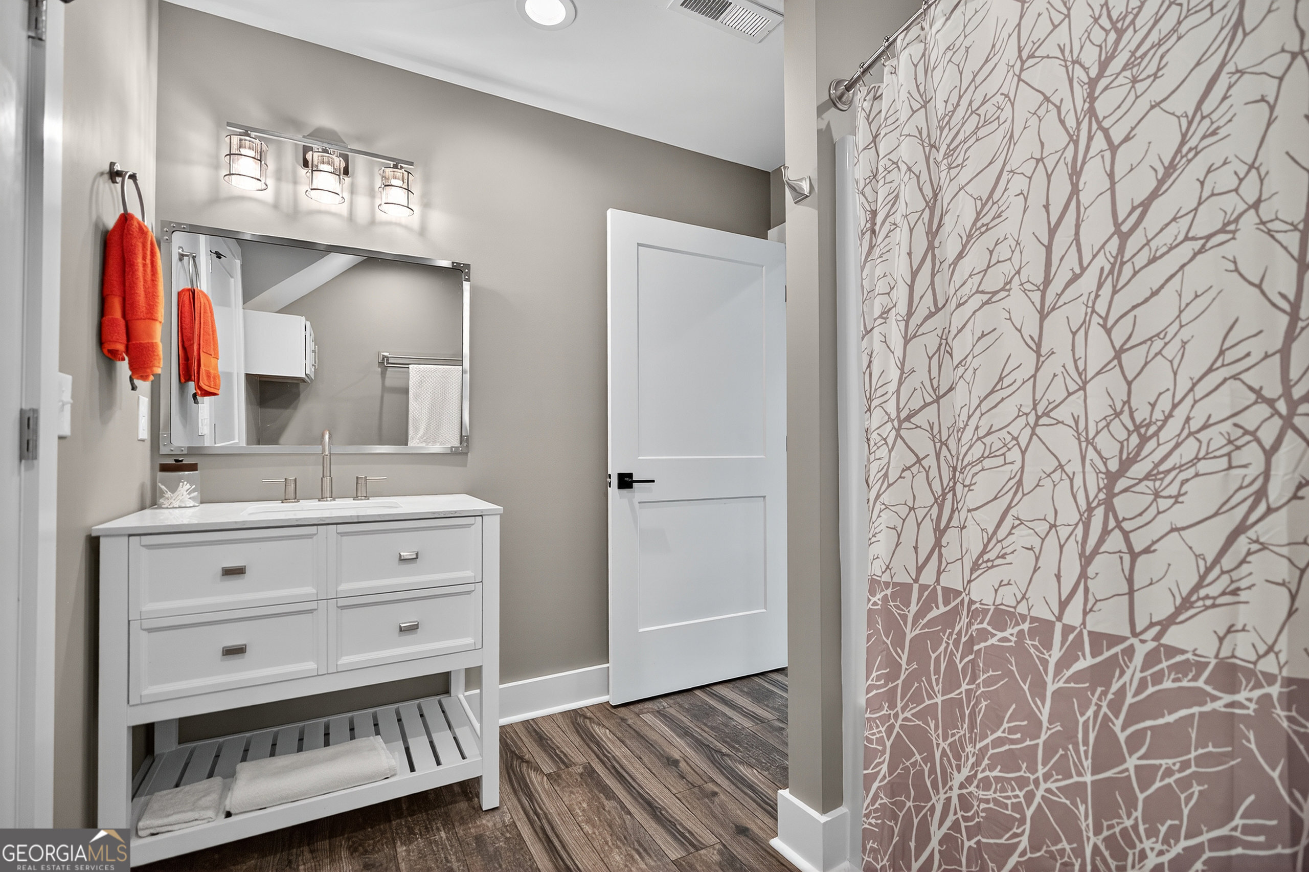 Pelzer, South Carolina 29669, United States, 4 Bedrooms Bedrooms, ,3 BathroomsBathrooms,Residential,Active,254069