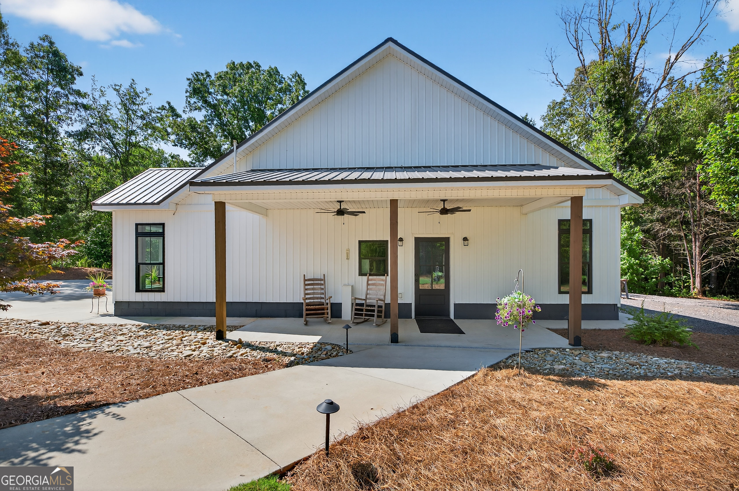 Pelzer, South Carolina 29669, United States, 4 Bedrooms Bedrooms, ,3 BathroomsBathrooms,Residential,Active,254069