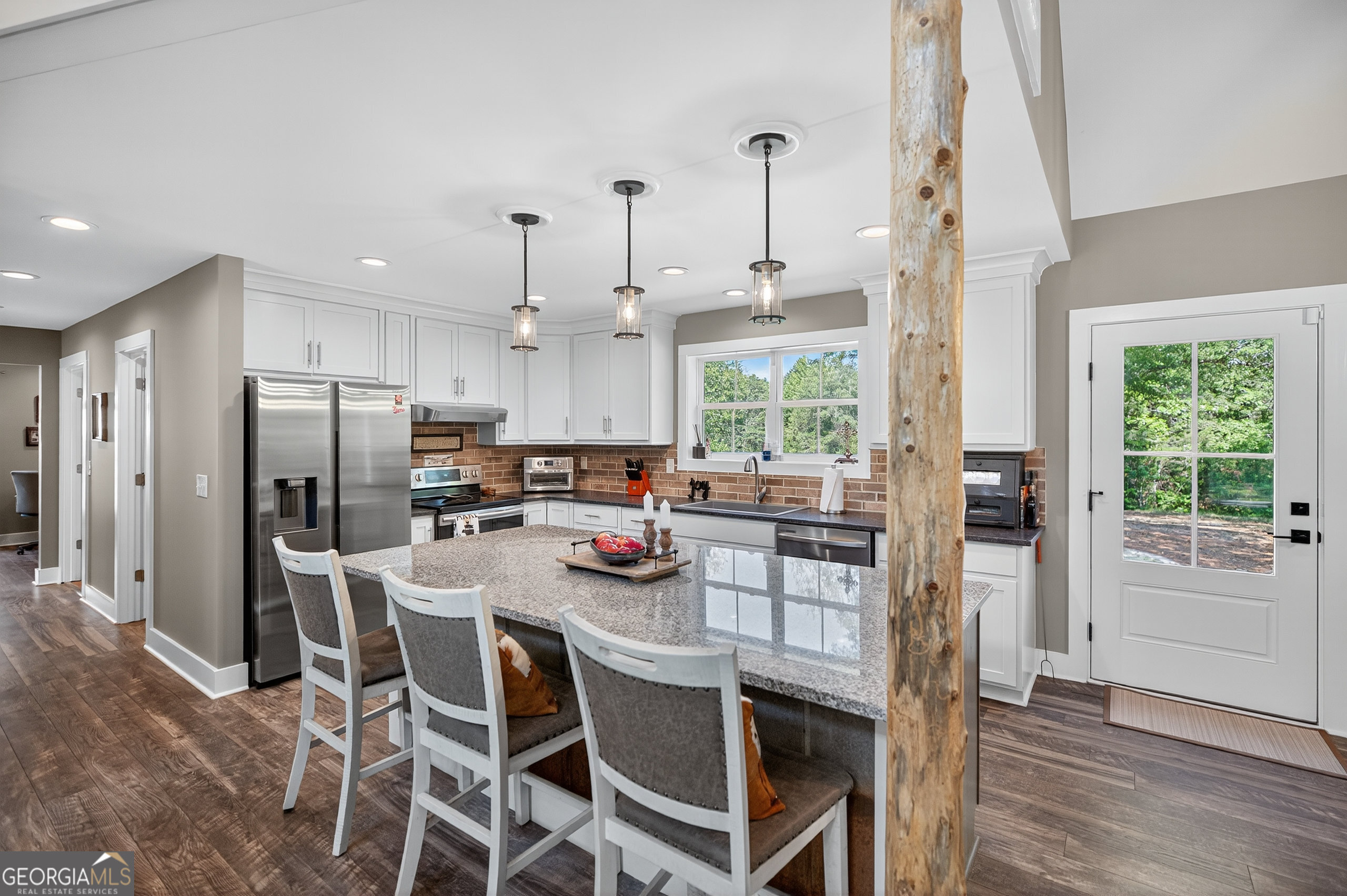 Pelzer, South Carolina 29669, United States, 4 Bedrooms Bedrooms, ,3 BathroomsBathrooms,Residential,Active,254069