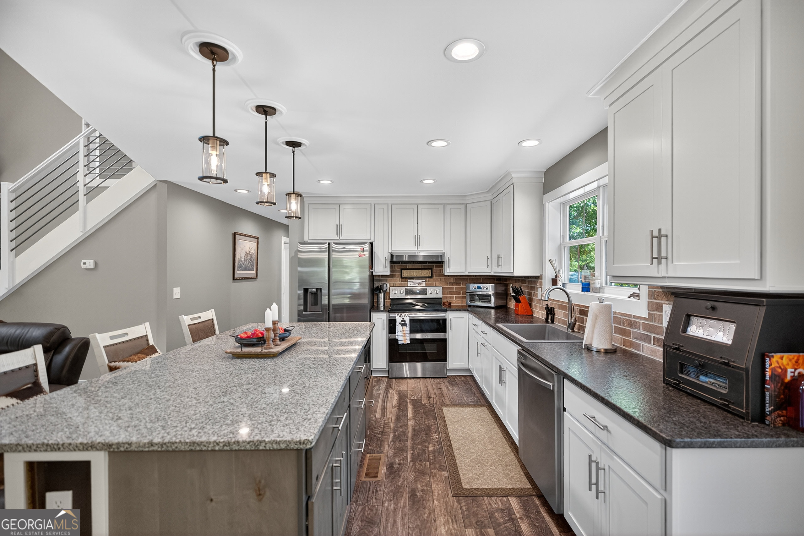 Pelzer, South Carolina 29669, United States, 4 Bedrooms Bedrooms, ,3 BathroomsBathrooms,Residential,Active,254069