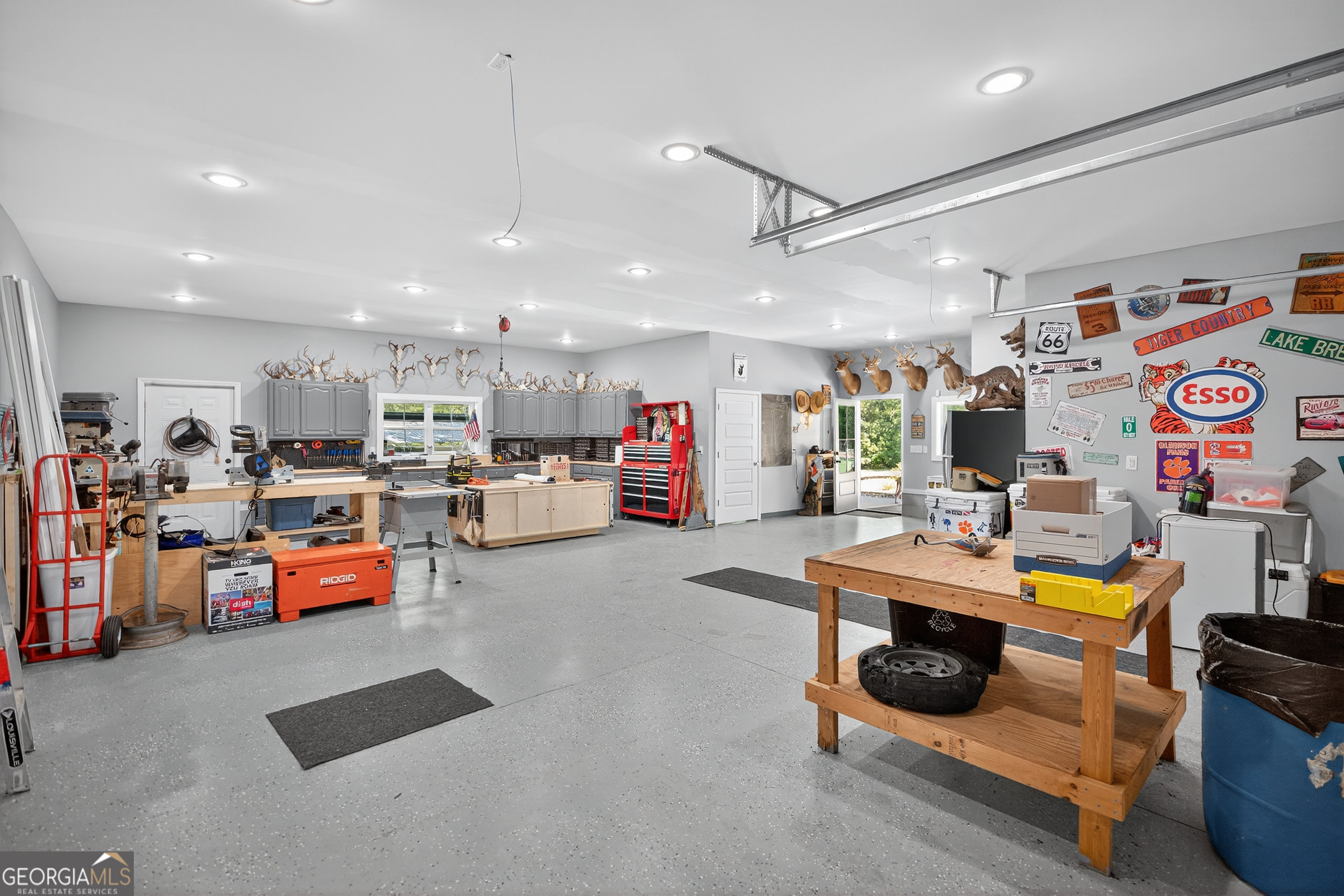 Pelzer, South Carolina 29669, United States, 4 Bedrooms Bedrooms, ,3 BathroomsBathrooms,Residential,Active,254069