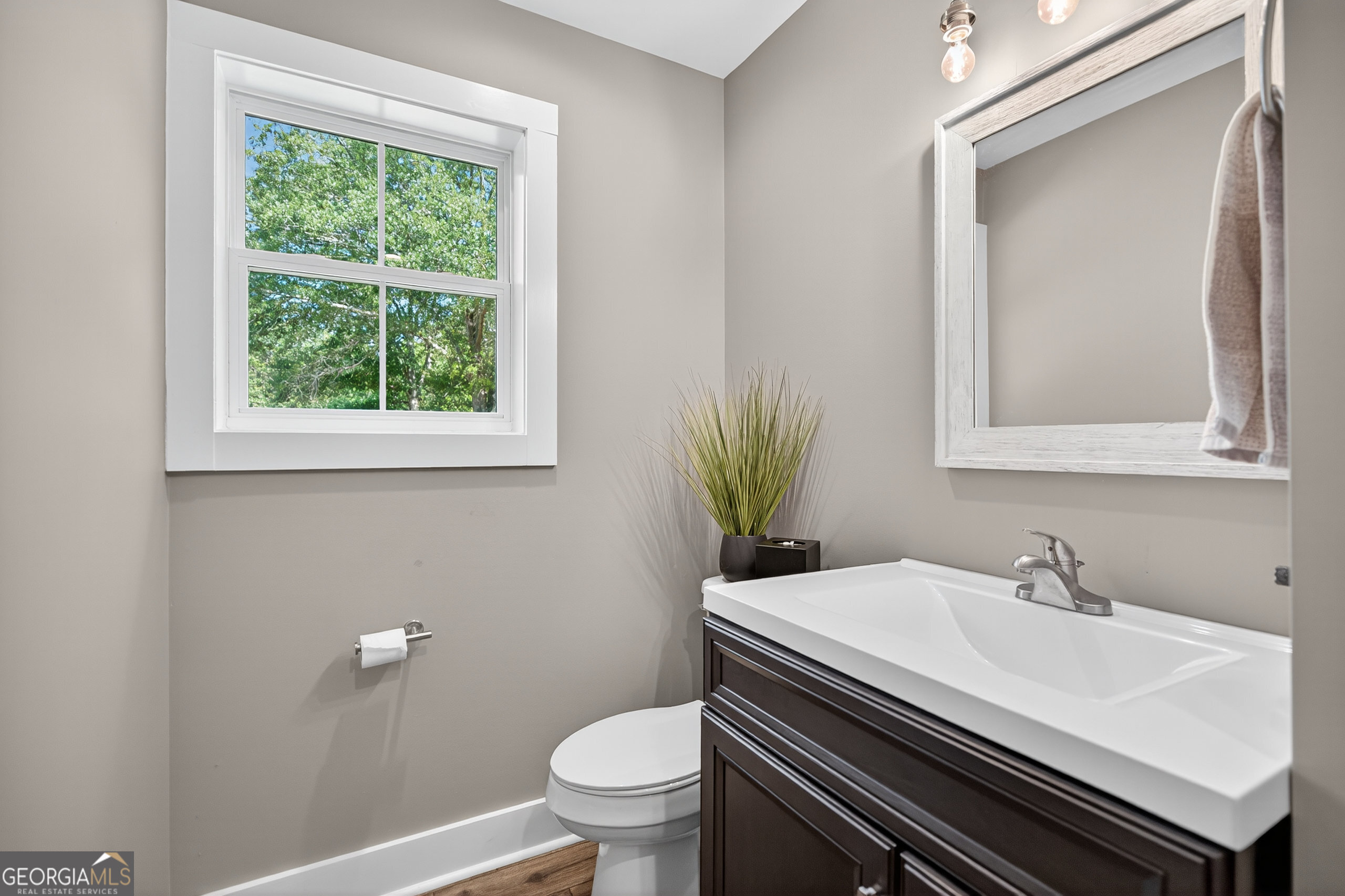 Pelzer, South Carolina 29669, United States, 4 Bedrooms Bedrooms, ,3 BathroomsBathrooms,Residential,Active,254069