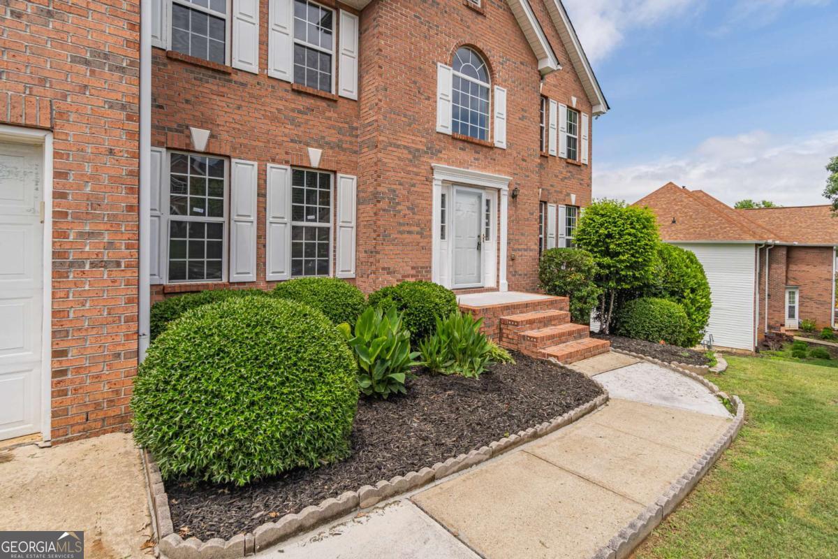 1241 Hogan Ridge DR