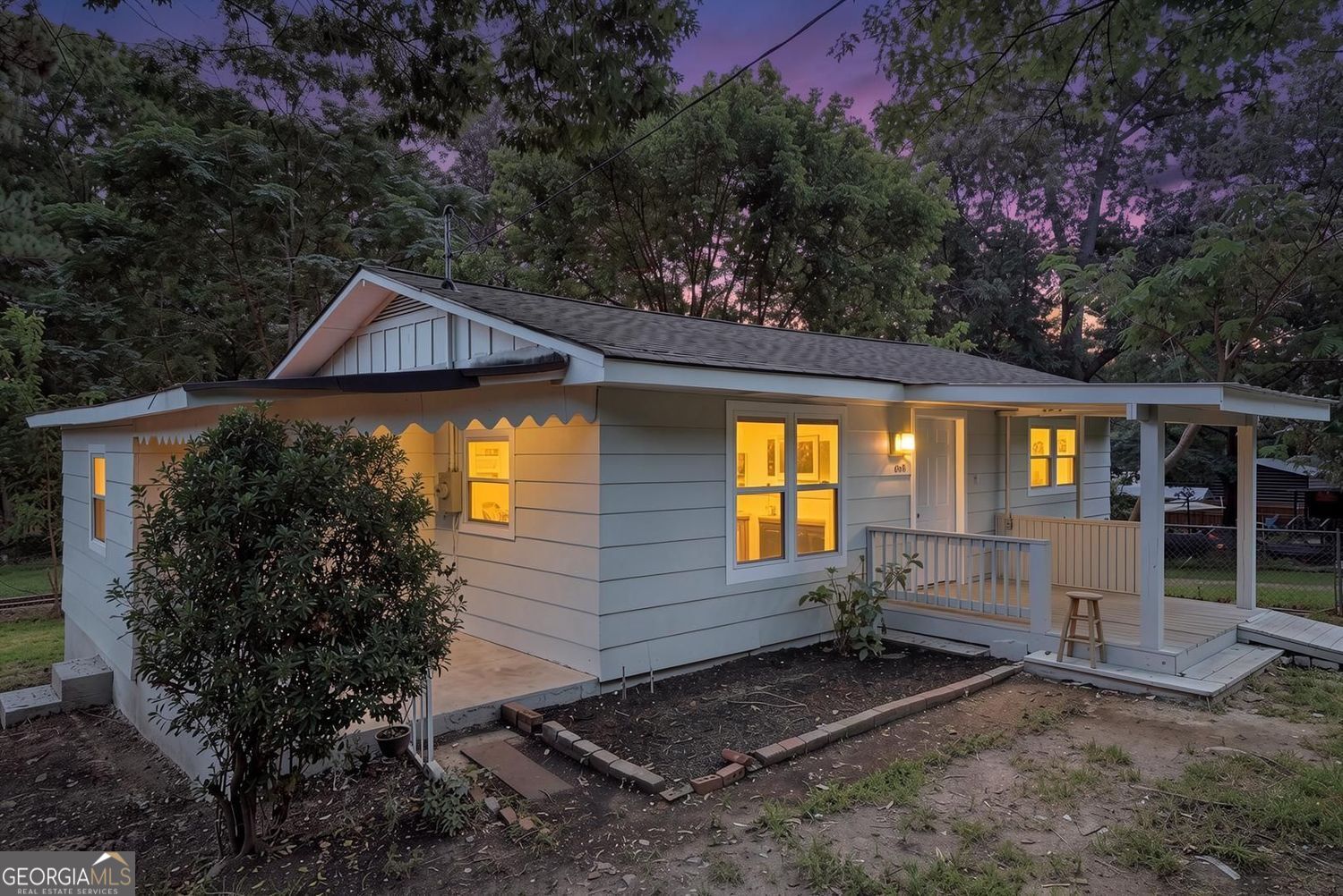 6140 Nichols DR
