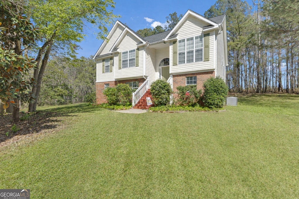 Photo of 45 Ashley Woods Drive, Newnan, GA 30263 (MLS # 10834381)