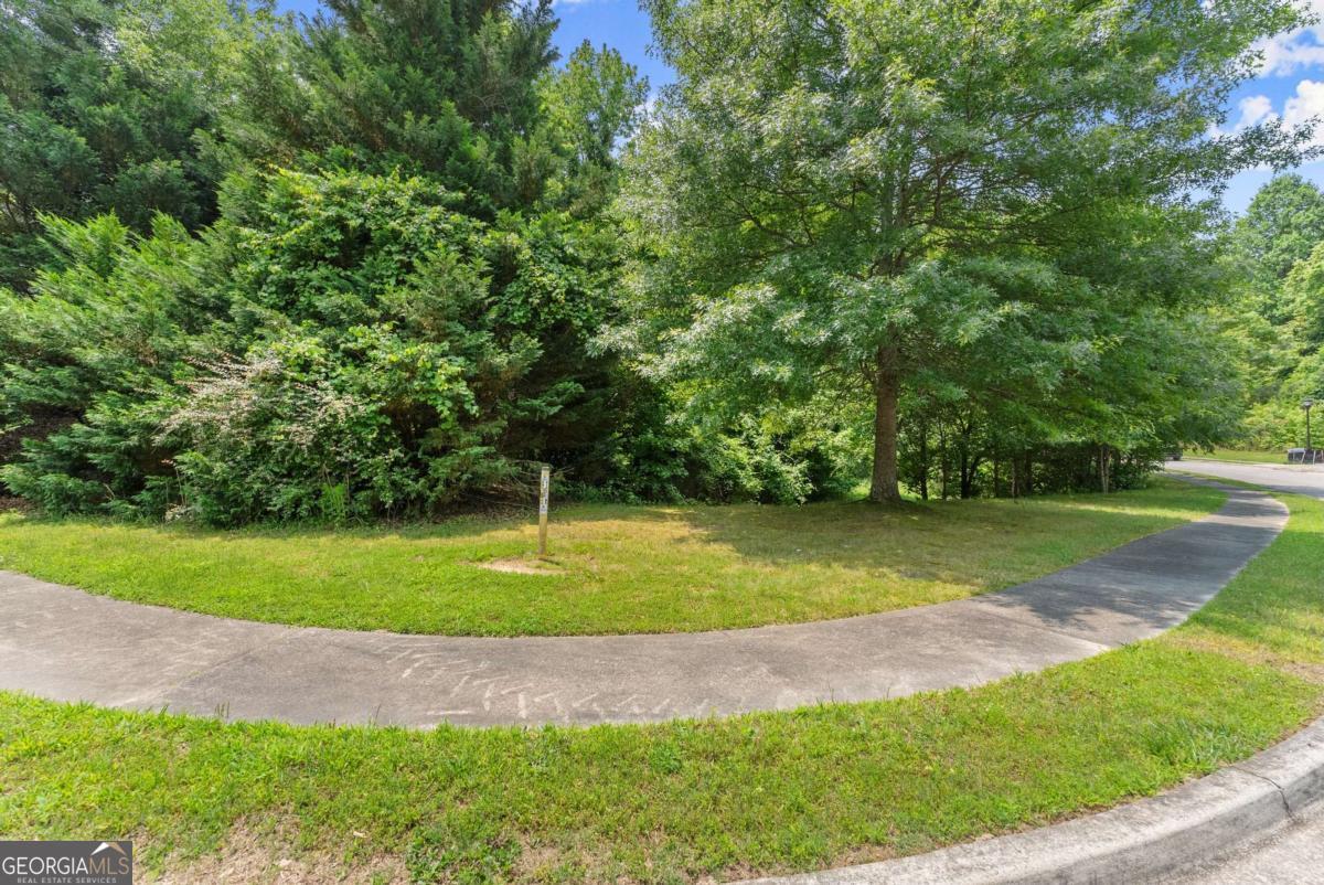 1748 Oak Tree HOLW
