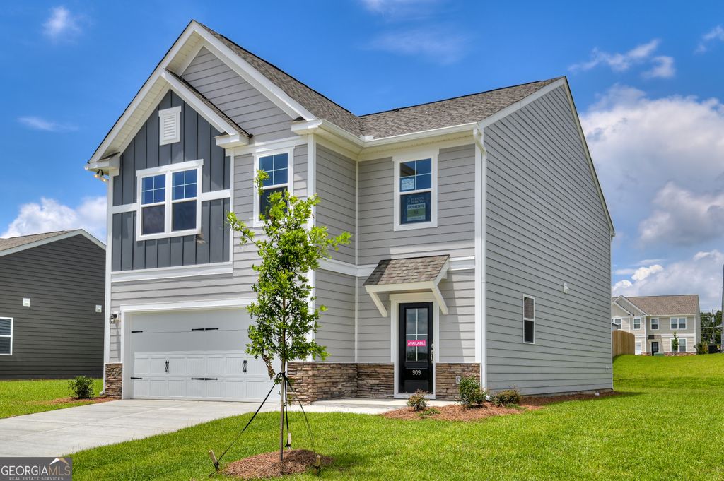 Photo of 316 Cavalier Lane SE, Acworth, GA 30102 (MLS # 10651156)
