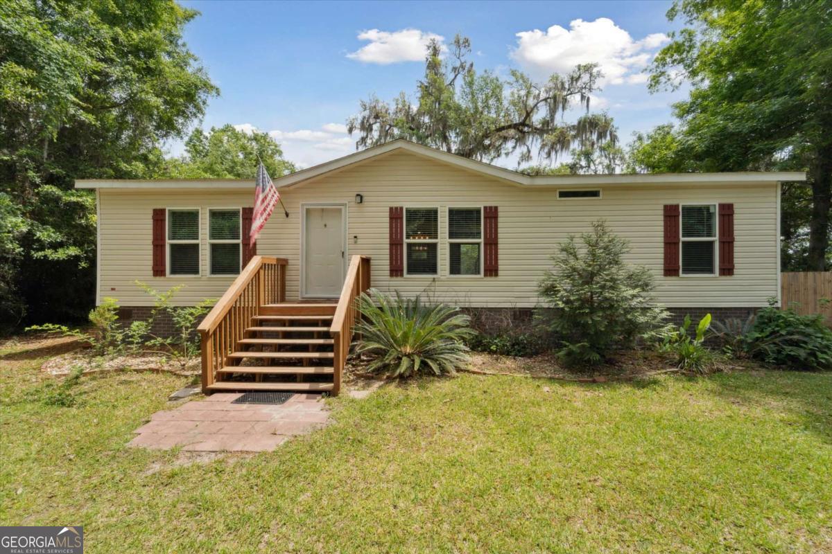 1293 Lake DR
