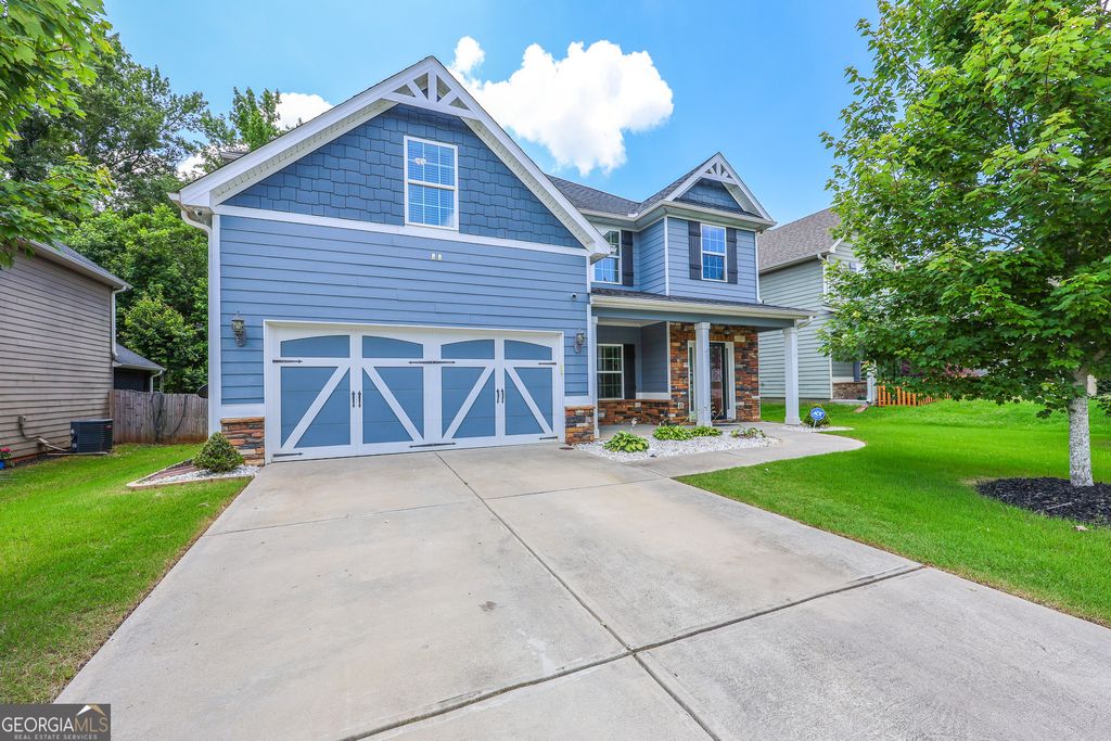 Photo of 217 Briandwood Drive, Newnan, GA 30265 (MLS # 10784593)