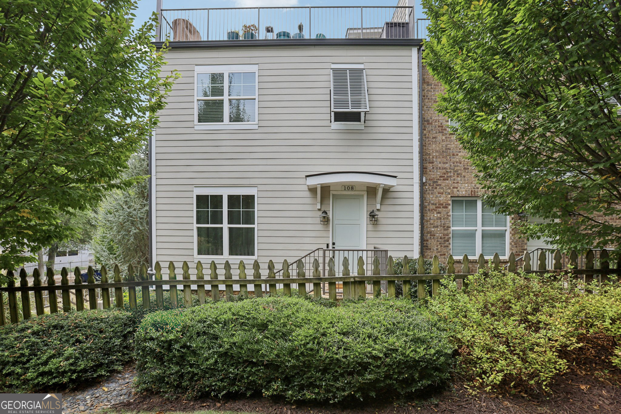 108 Canton WAY