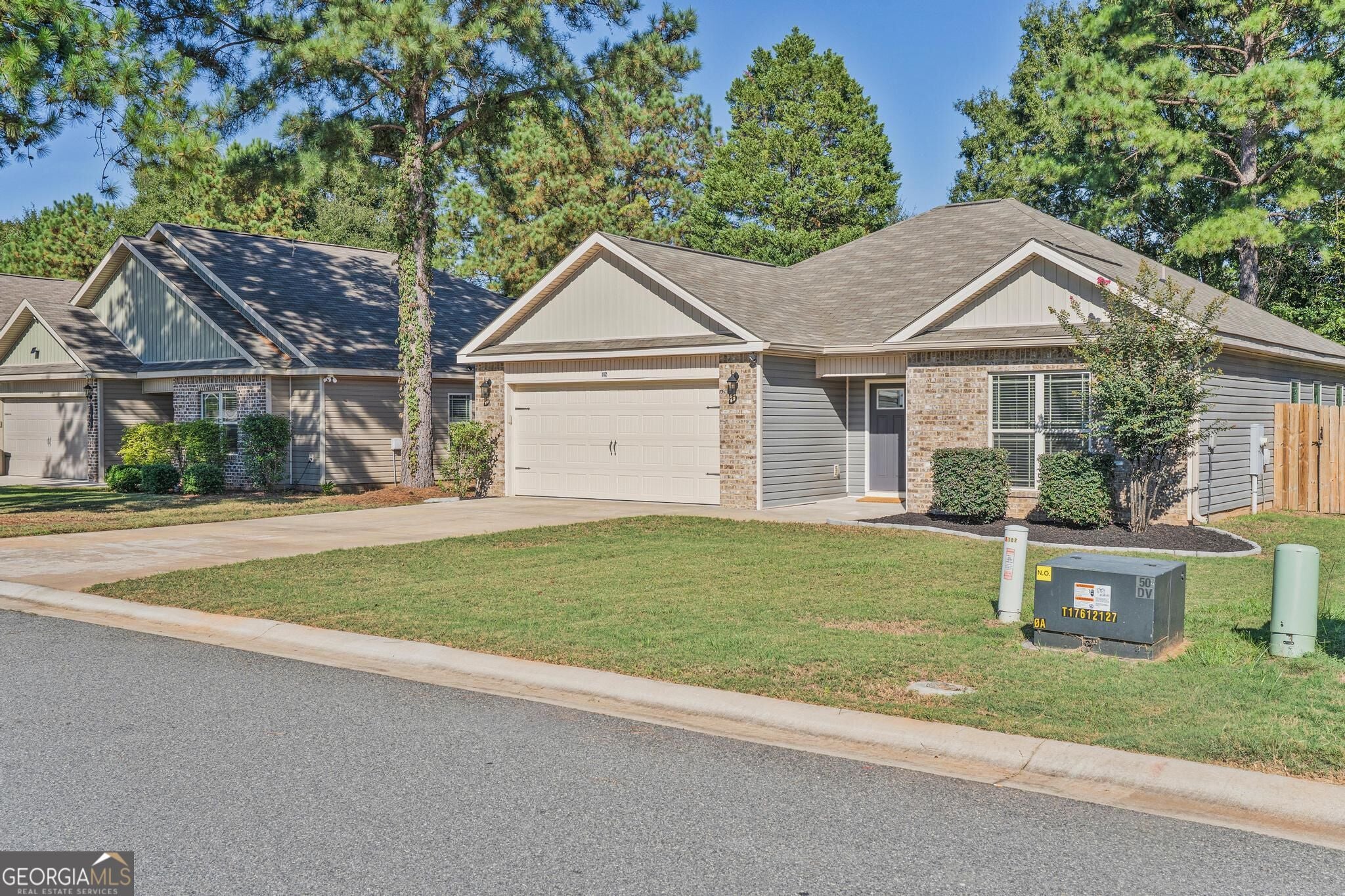 102 Hughes DR