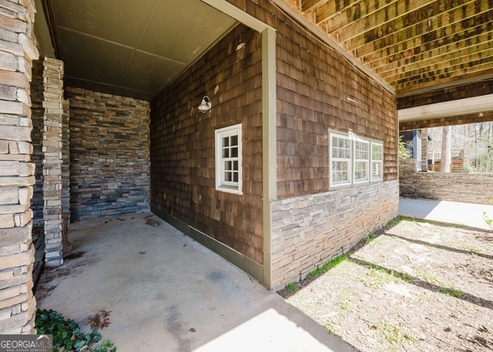 326 Fulton RD
