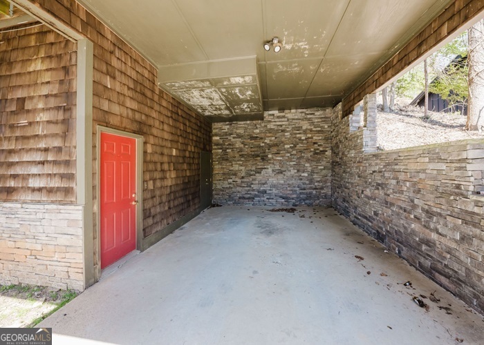 326 Fulton RD