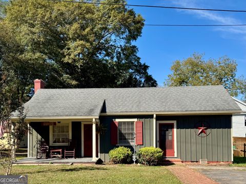 Photo of 235 Mountain Way, Rockmart, GA 30153 (MLS # 10631673) Photo of 235 Mountain Way, Rockmart, GA 30153 (MLS # 10631673)