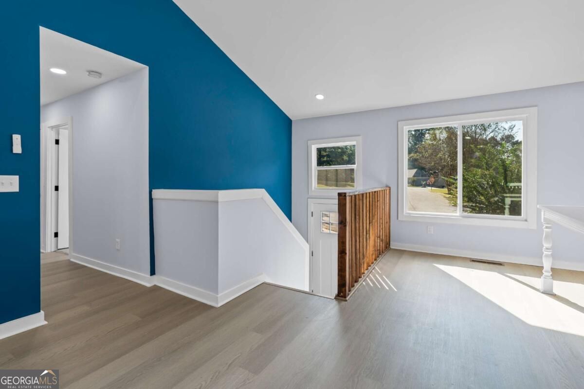 590 Pinnacle PT