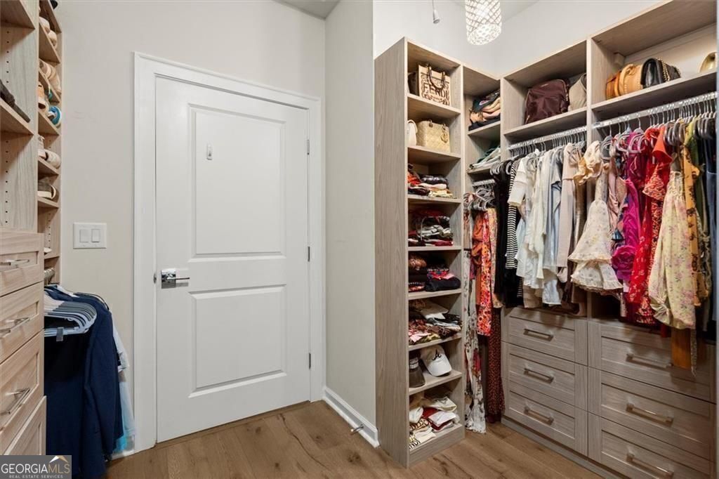 Alpharetta, Georgia 30009, United States, 3 Bedrooms Bedrooms, ,4 BathroomsBathrooms,Residential,Active,178782