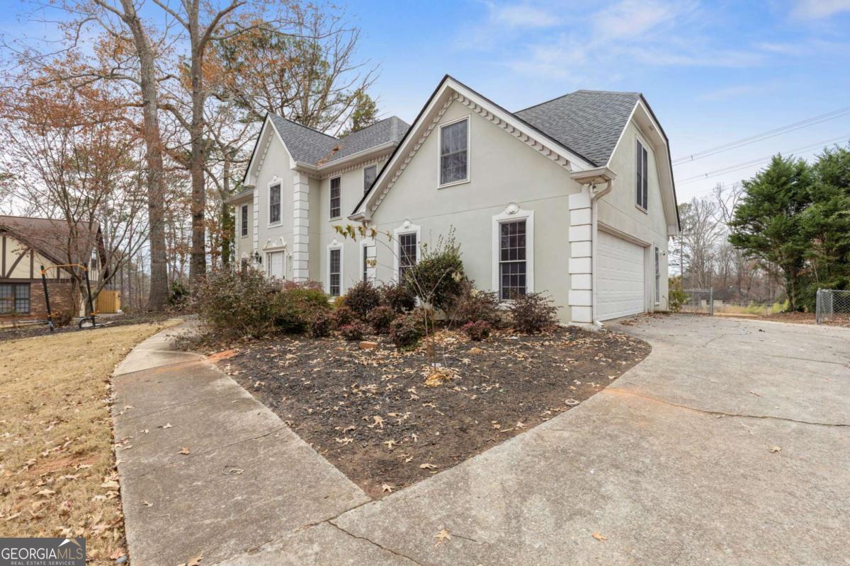 808 Valbrook CT SW