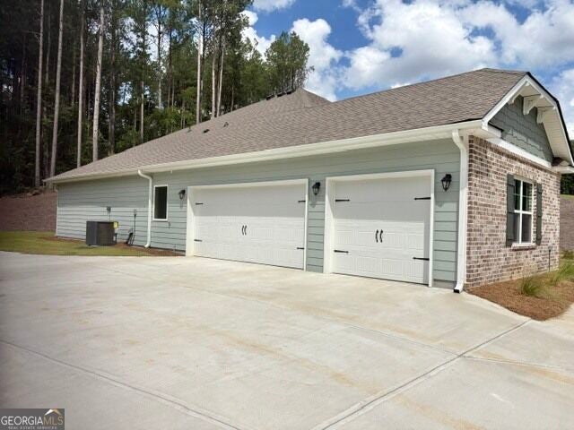885 Eagle Heights DR