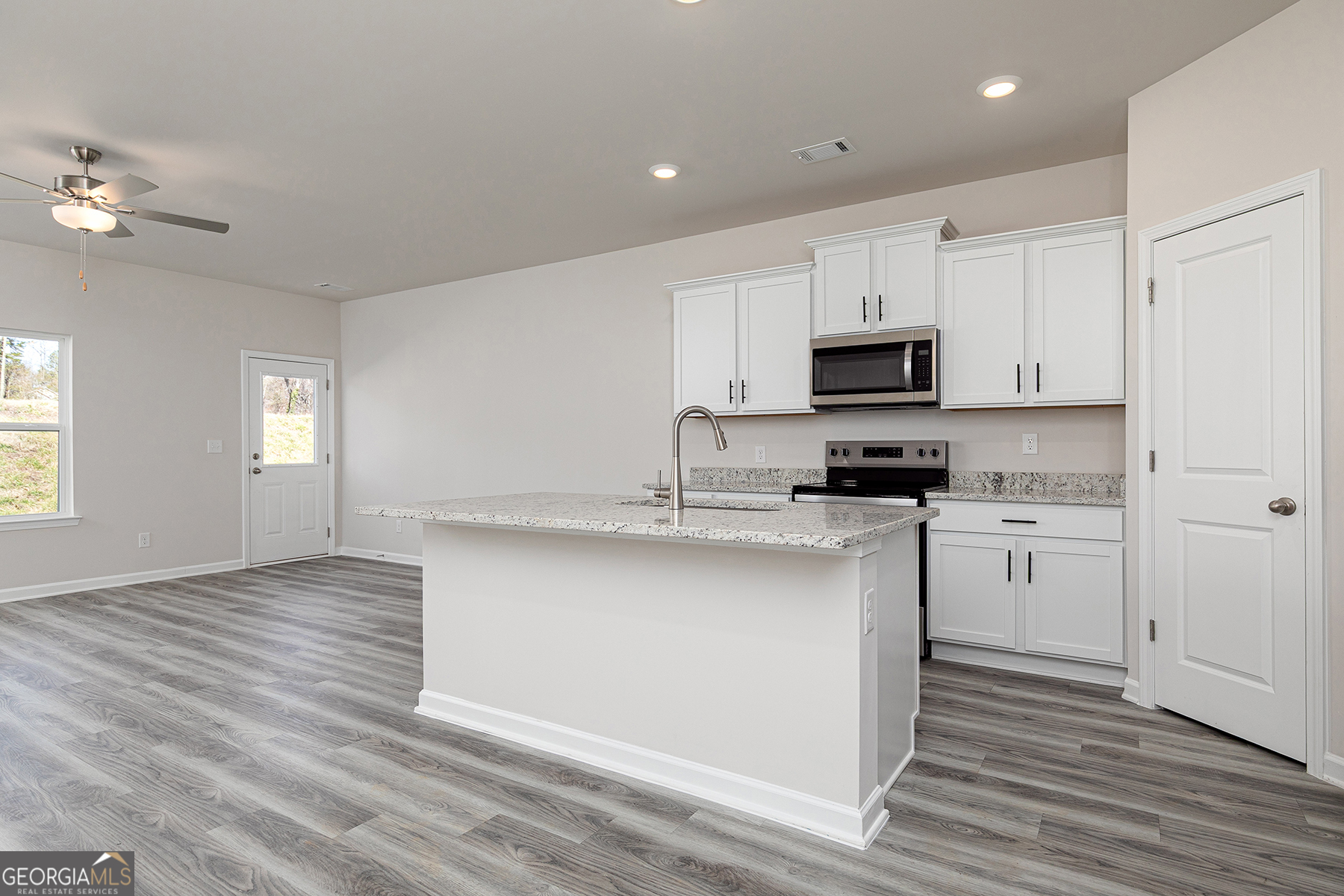 3995 Hidden River Lane