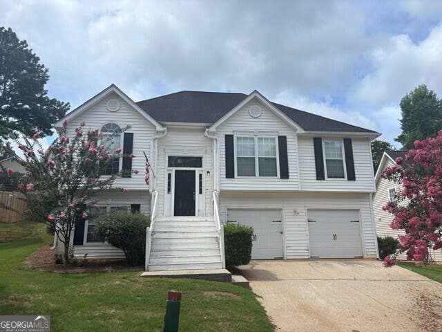 Photo of 12022 Harbour Town Parkway, Fayetteville, GA 30215 (MLS # 10818328)