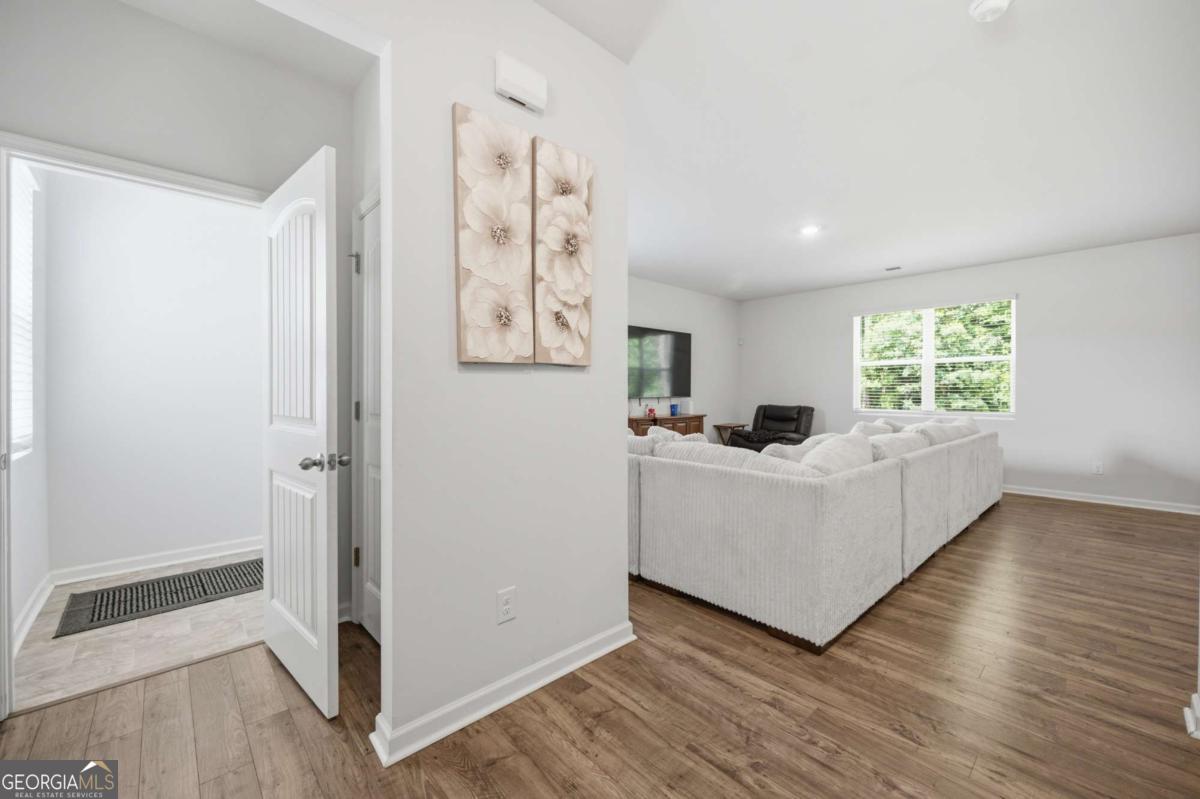 5387 Coldstream DR