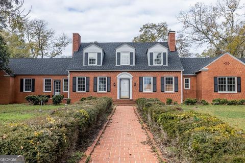 8 Old Chestnut ST Lumpkin GA 31815