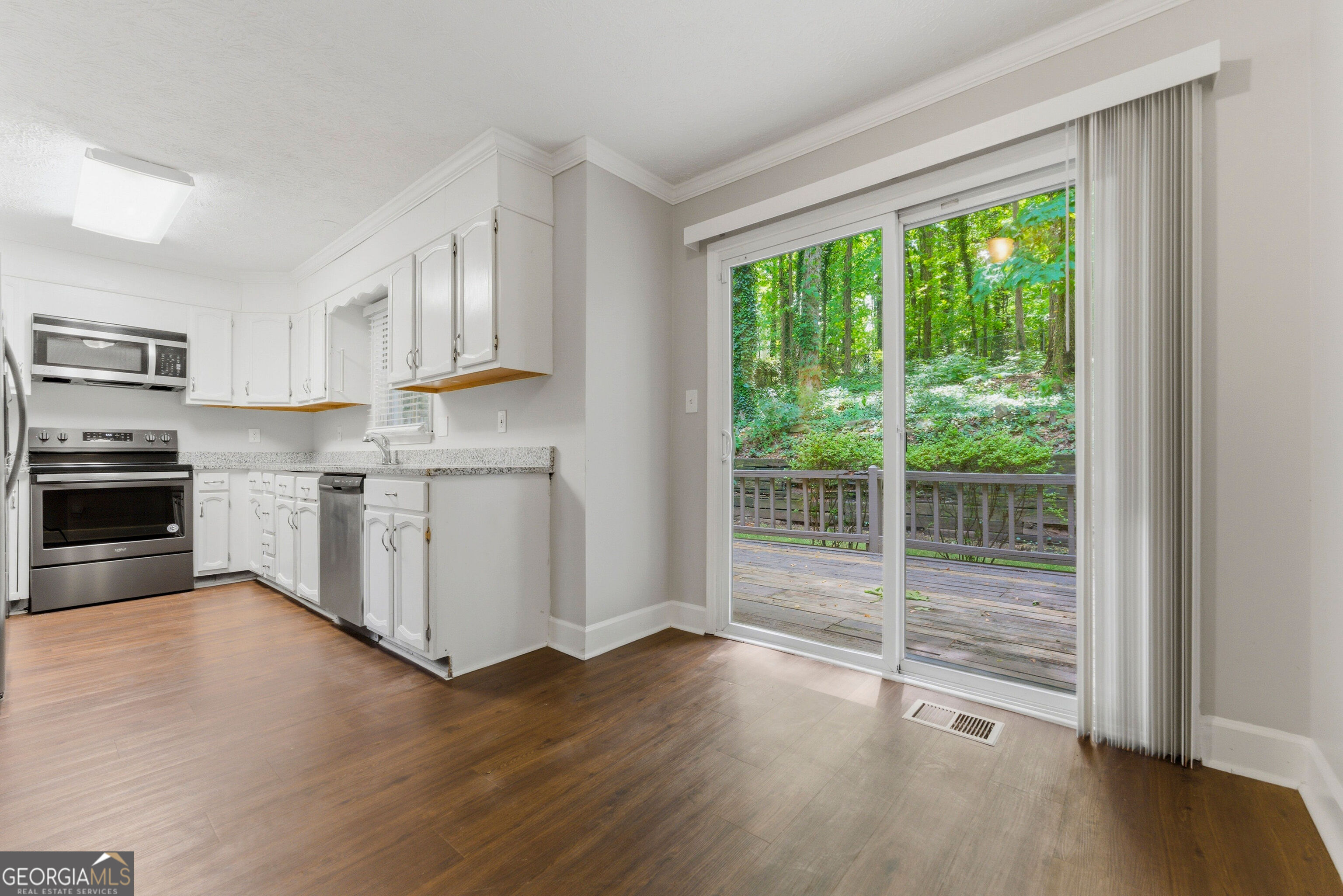 2568 N Arbor TRL