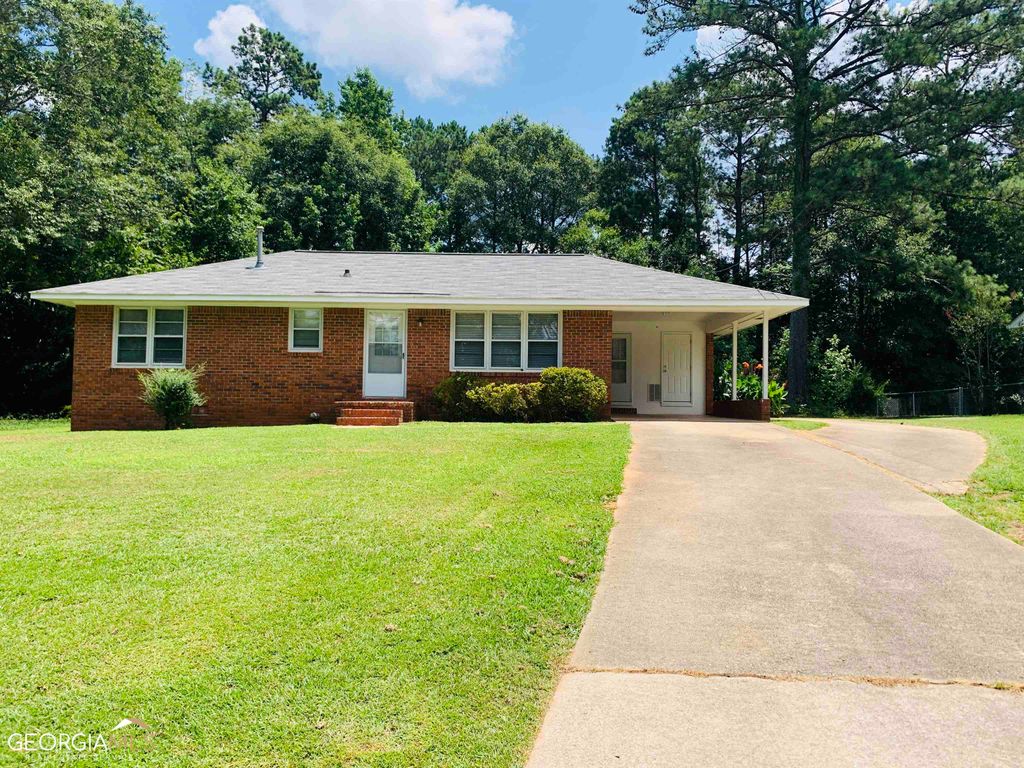 Photo of 25 Martin Street, Newnan, GA 30263 (MLS # 10669288)