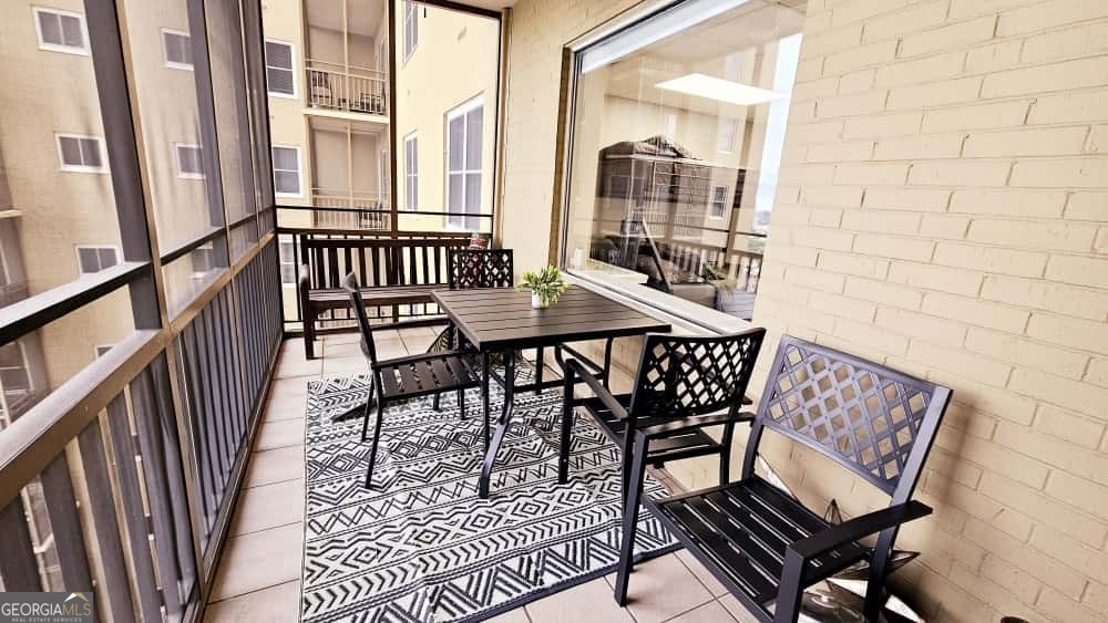 Peachtree Towers - Residential Income